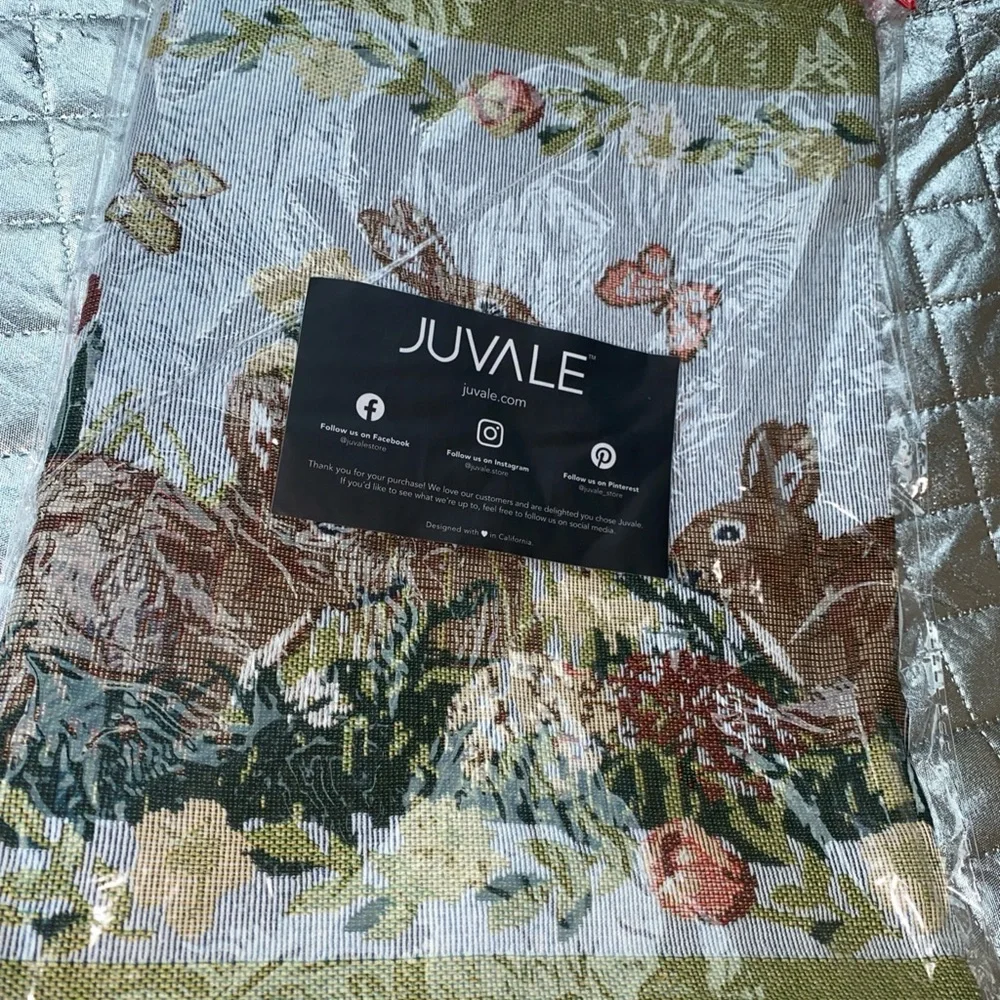 Easter Bunny‎ Bunnies Floral Tapestry Table Runner New